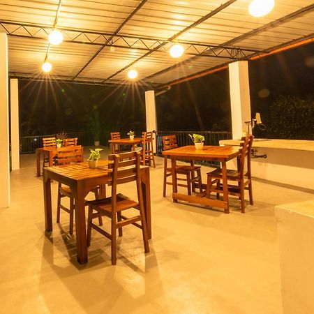Lagoon Step Airport Transit Hotel คาตุนายากา ภายนอก รูปภาพ