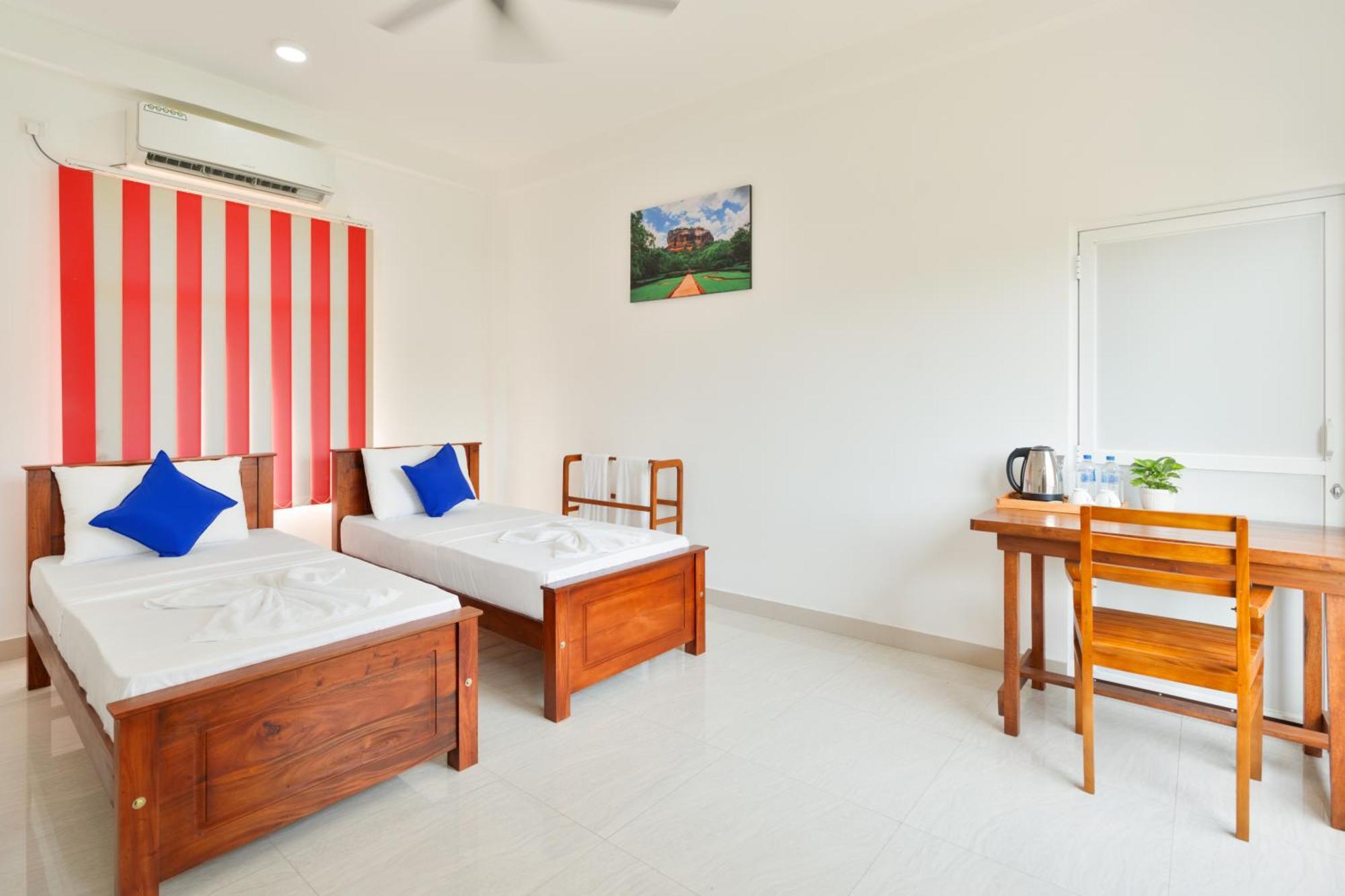 Lagoon Step Airport Transit Hotel คาตุนายากา ภายนอก รูปภาพ