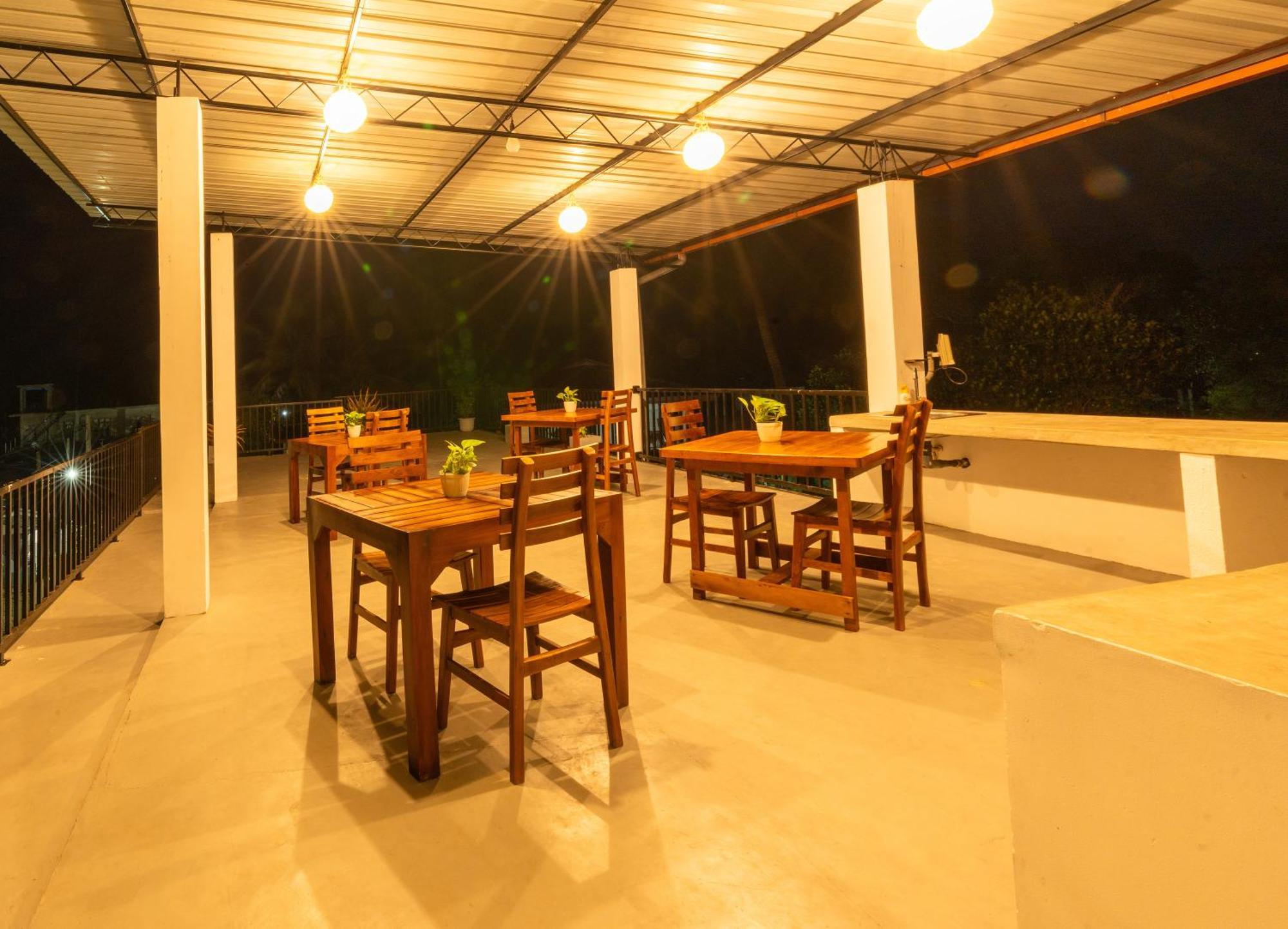Lagoon Step Airport Transit Hotel คาตุนายากา ภายนอก รูปภาพ
