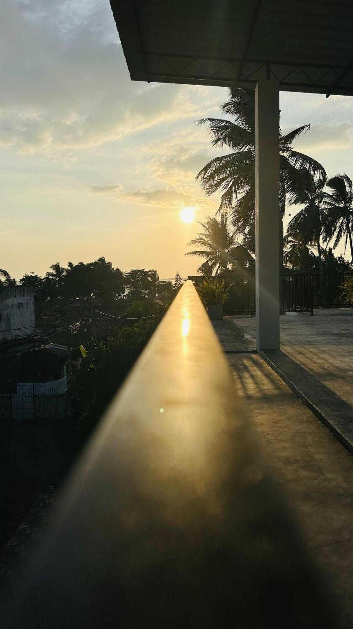 Lagoon Step Airport Transit Hotel คาตุนายากา ภายนอก รูปภาพ
